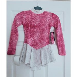 NEW ✨ Figure Skating Dress